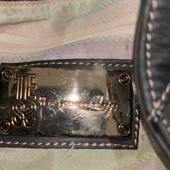 Vintage Italian Bleack/Gold Leather Convertable Bag - Picture 6 of 7